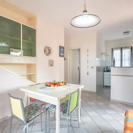 Affittasardegna-appartamento E Bilo Janna סטינטינו